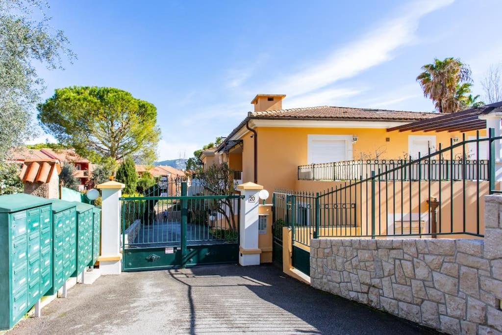#11 Alex Suite Terrace Parking Ac 2 Bdr 5Mins To Sea Saint-Jean-Cap-Ferrat Exterior photo